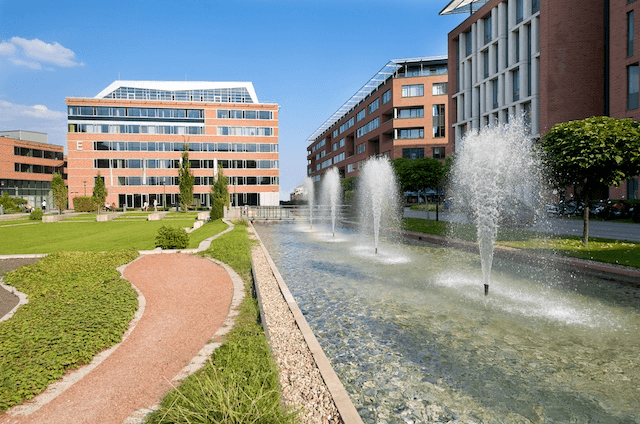 Infopark E