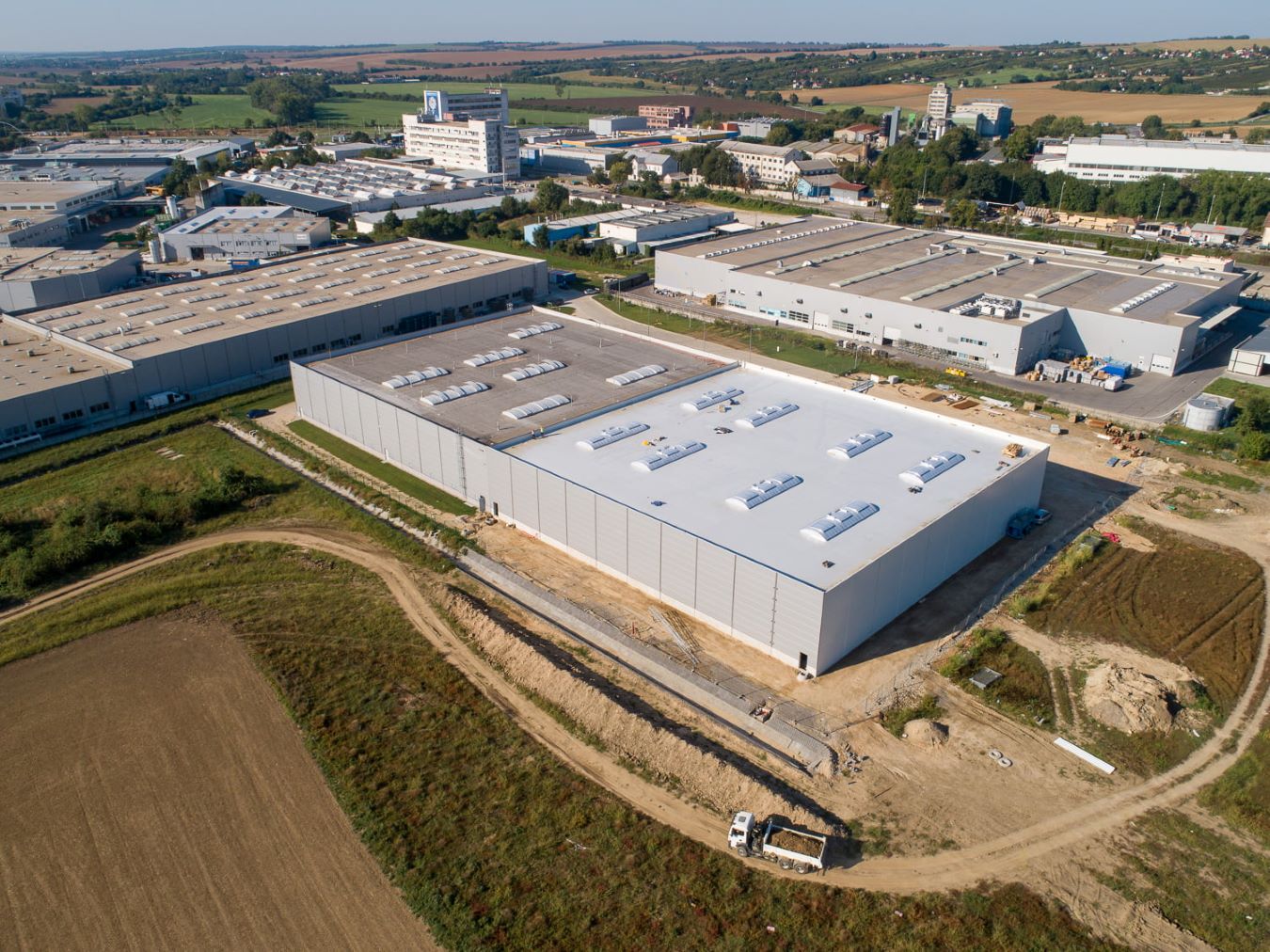 Industrial_Park_Warehouse_BESICO_Vrable.jpg