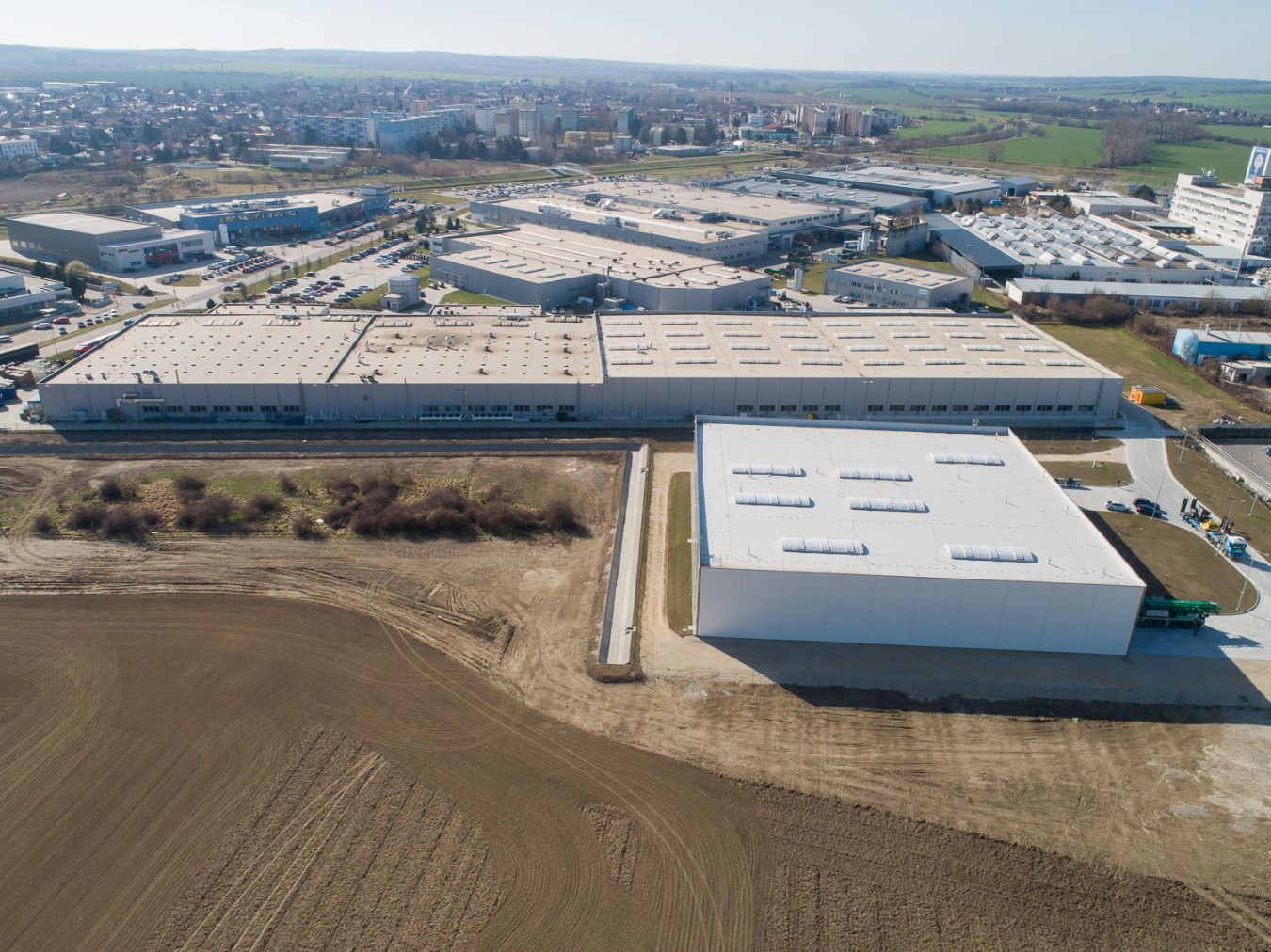 Industrial_Park_Warehouse_BESICO_Vrable.jpg