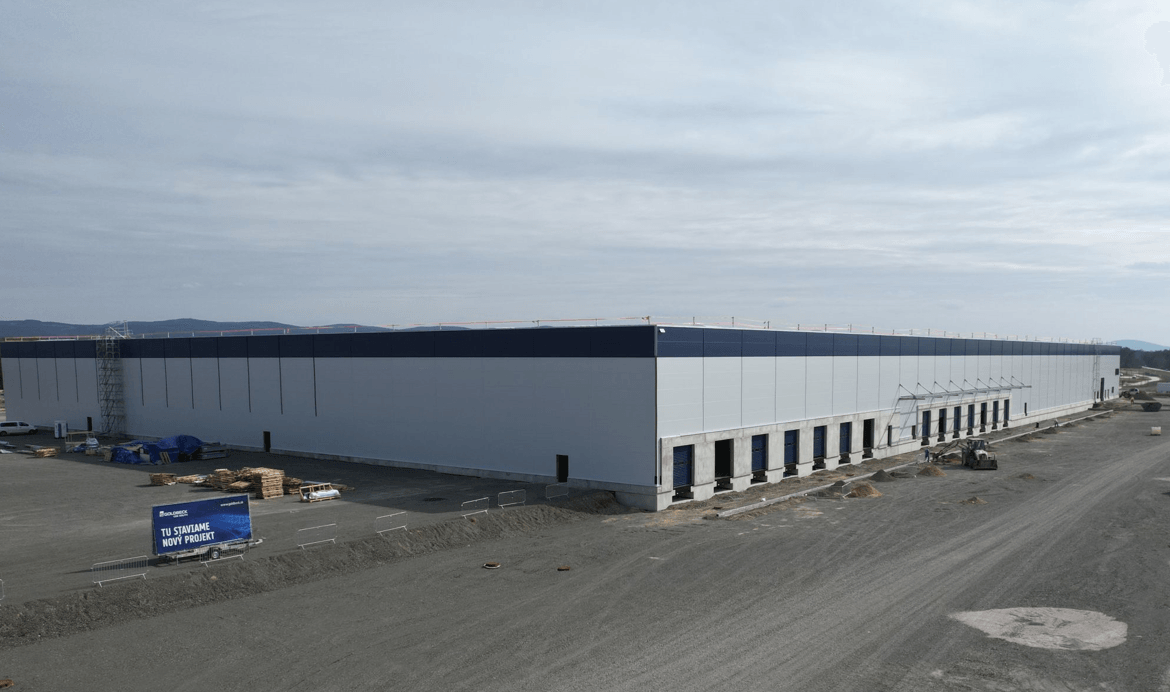 Industrial_Park_Warehouse_Panattoni_Bratislava_North_2.jpg