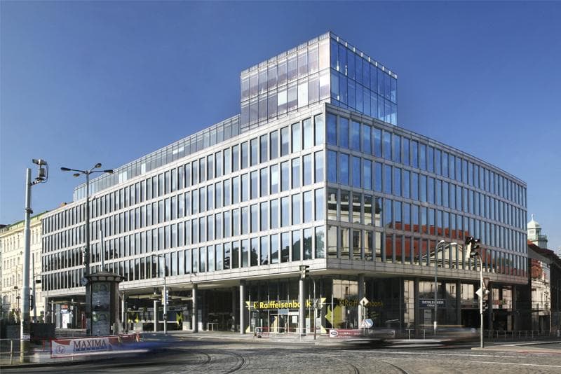 Karlák Shopping Square