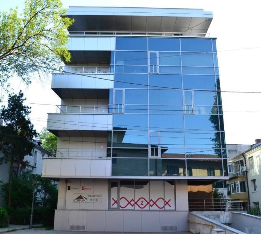 Strauss Office Building