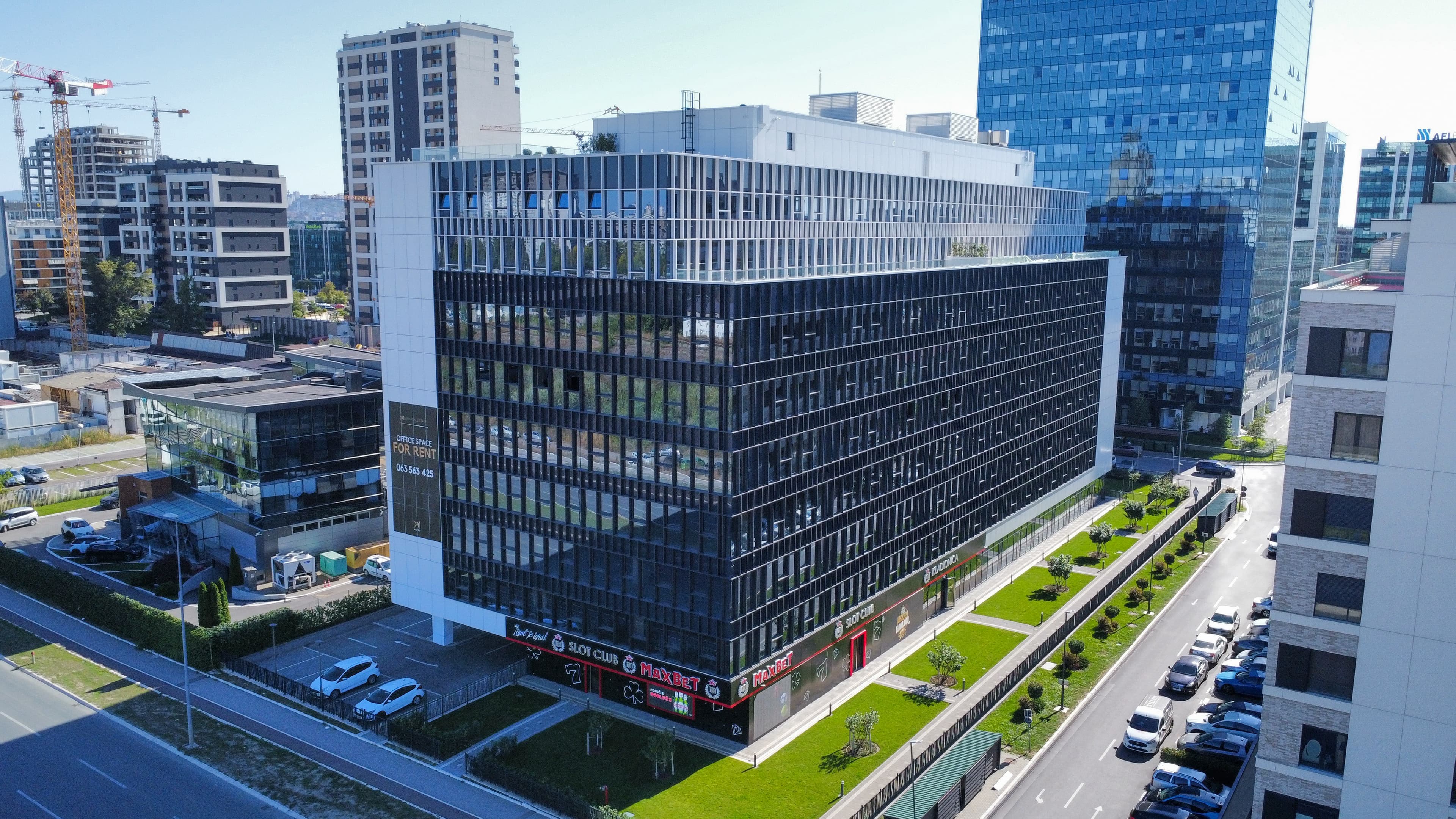 Max Bet building