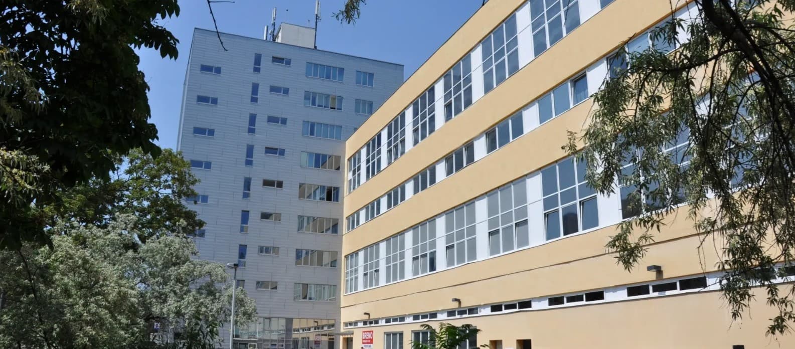 Hall Office Park - B