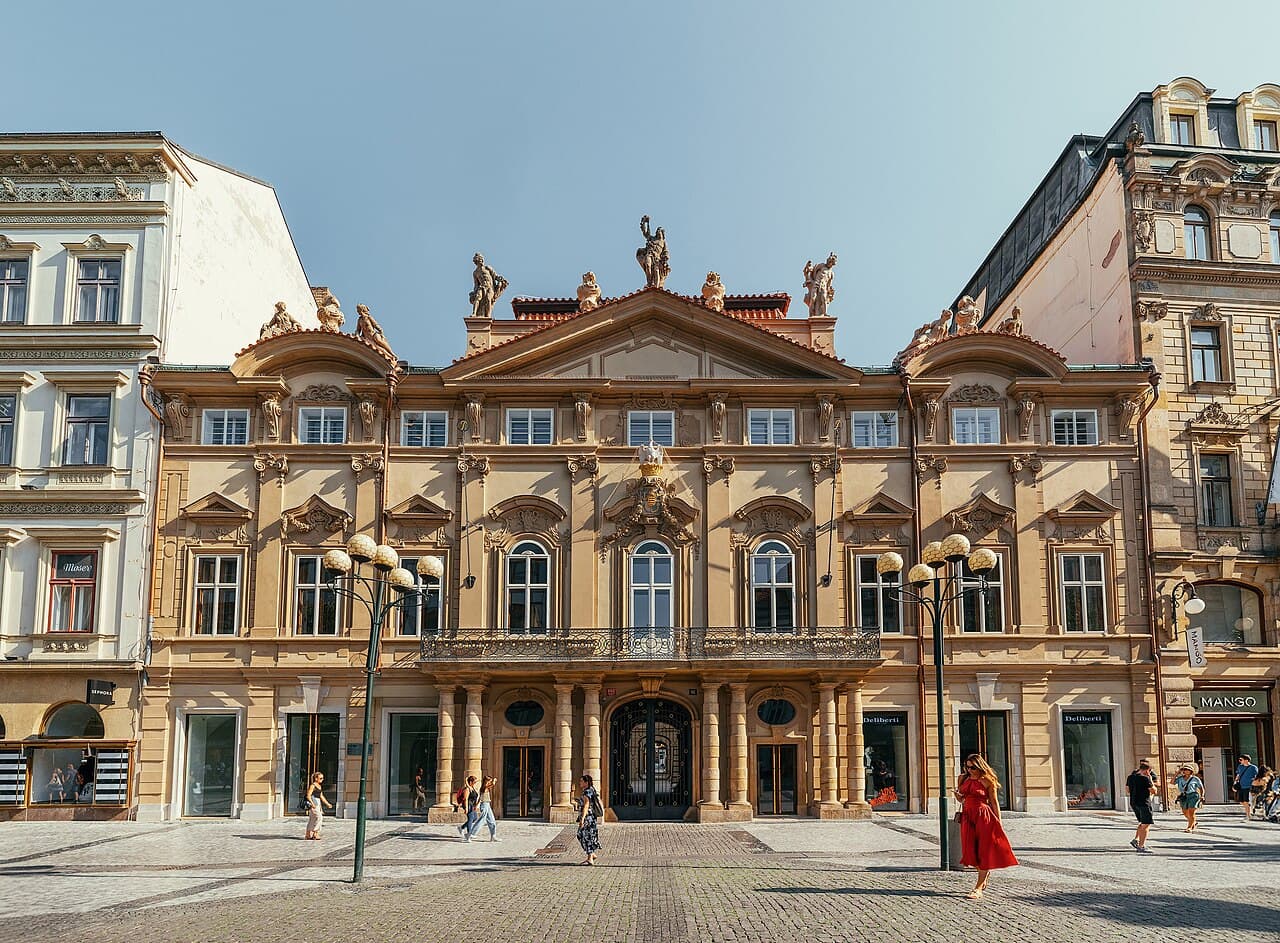 Palác Savarin