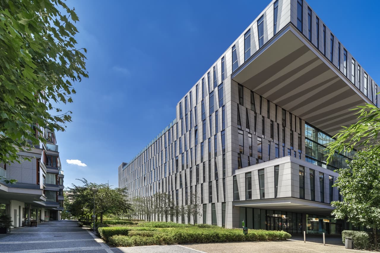 Riverside Karlín - Amazon Court